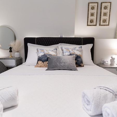 Euphoria Apartment 칼라마타 외부 사진